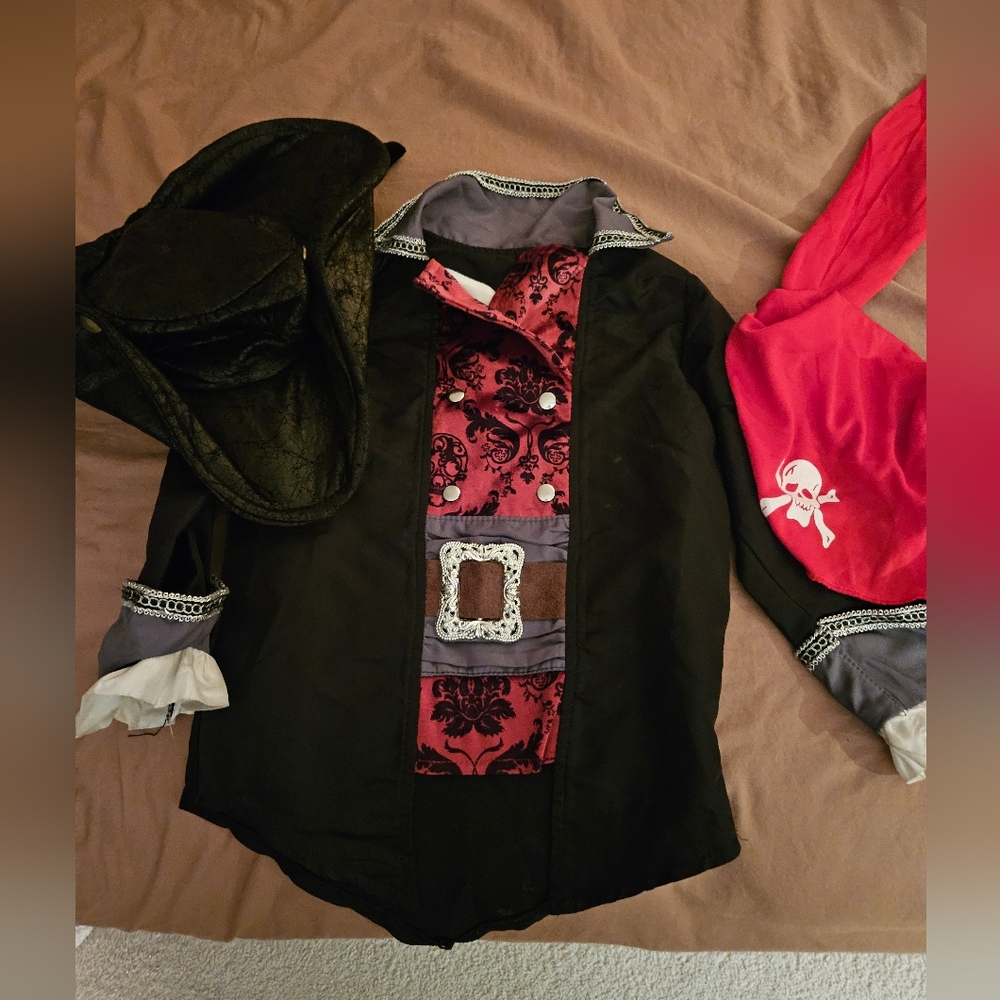Pirate costume